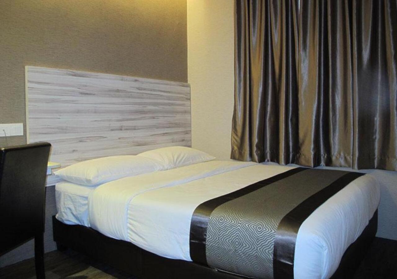 Austin Paradise - Taman Pulai Utama Hotel