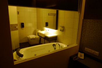 Austin Paradise - Taman Pulai Utama Hotel