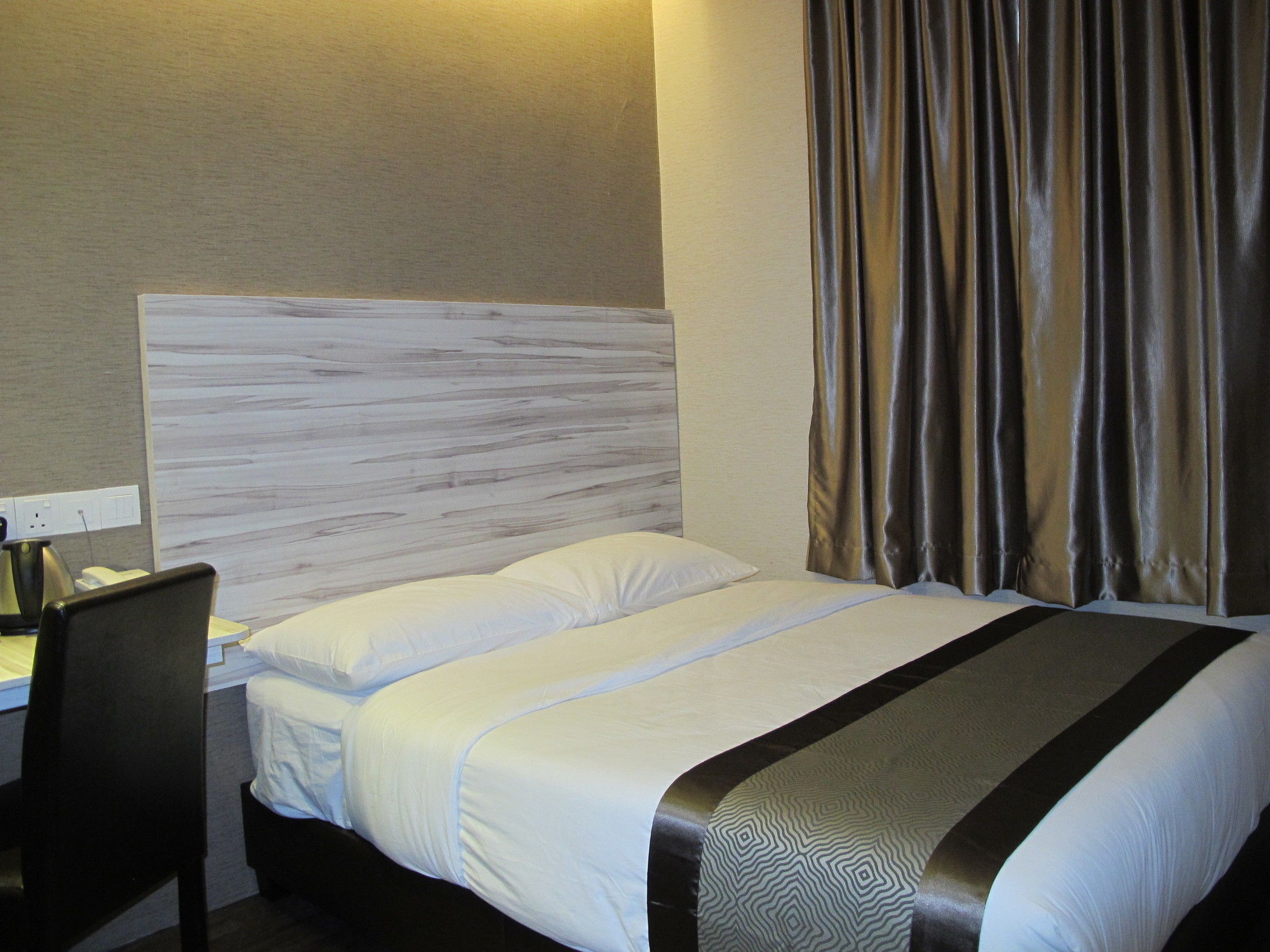 Hotel Austin Paradise - Taman Pulai Utama 3*